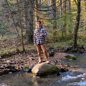 Meet your Posher, Devin